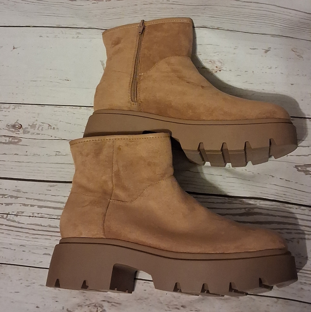 No Boundaries Women's Faux Suede Ankle Boots Cognac Size 11